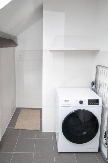 Uroczy Apartament I Bezplatny Parking Na Miejscu Kerkrade Esterno foto